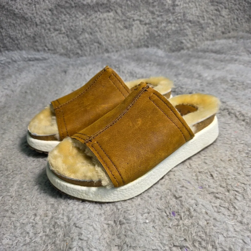 OTBT Platform Sandals Brown Leather‎ REAL Fur Shearling Lined Women Size 7 NEW
